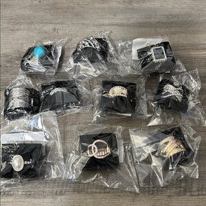 Lot of 10 Paparazzi Stretch Rings  New in Package!!  #F25 Ring rhinestone